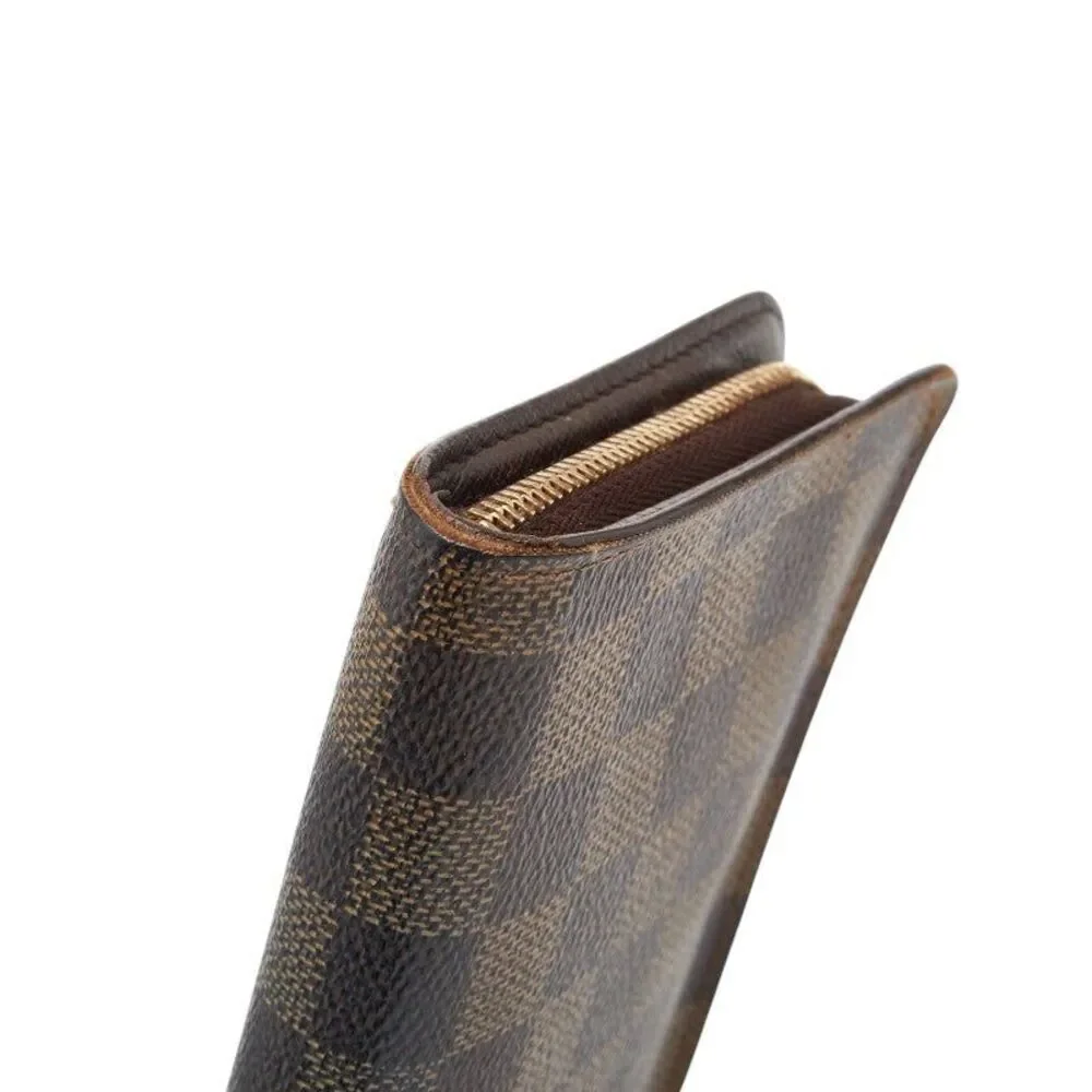 Louis Vuitton Zippy Wallet